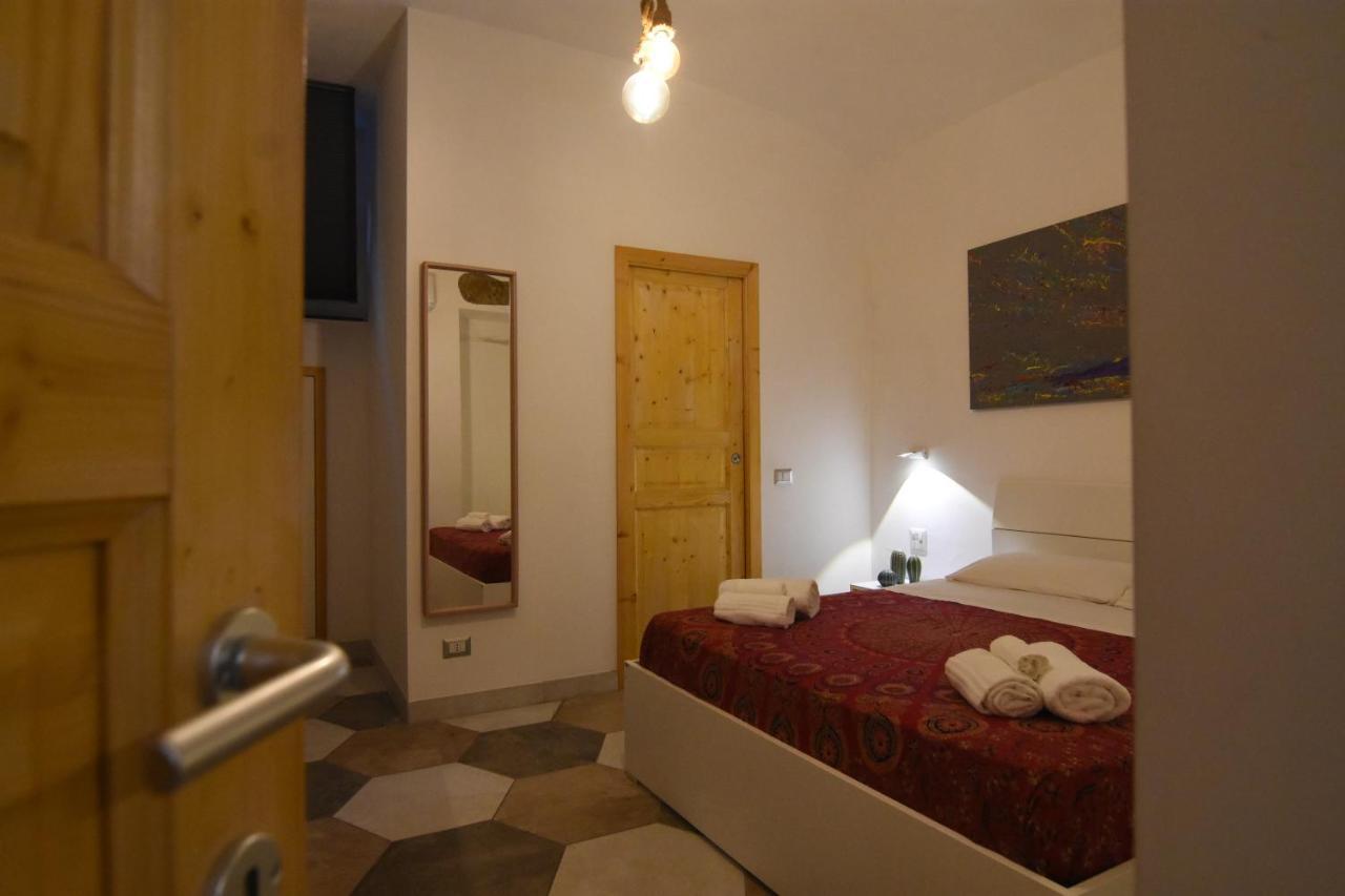 Appartement Un Salto A Napoli Extérieur photo