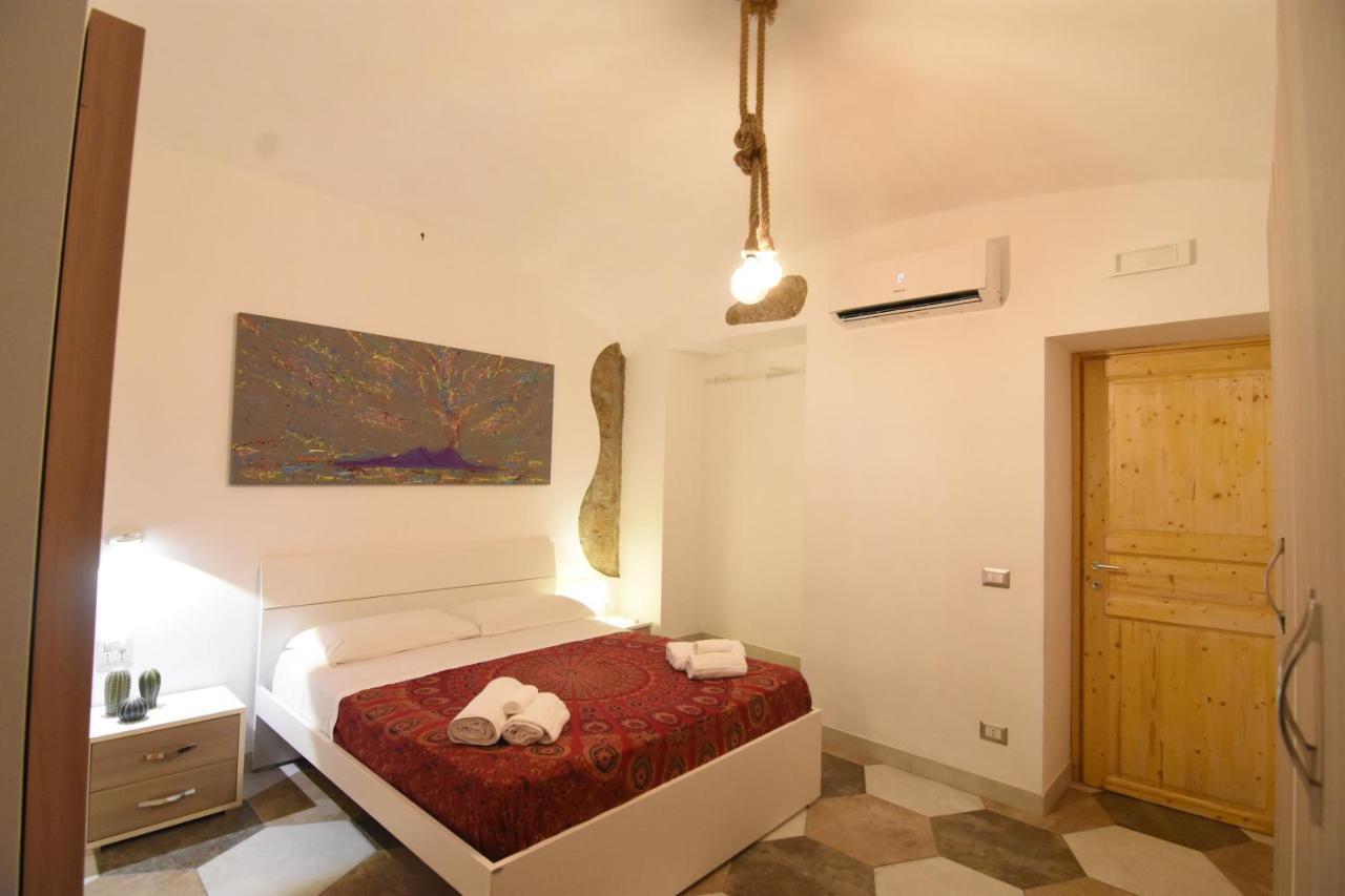 Appartement Un Salto A Napoli Extérieur photo